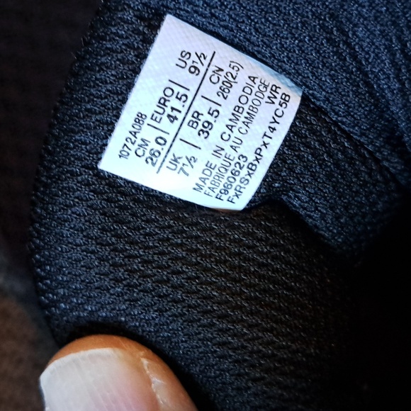 Asics Sneakers - Picture 6 of 6